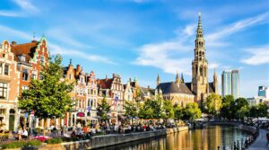 ontdek bij ikea utrecht een unieke selectie stijlvolle meubels voor elke ruimte in uw huis, allemaal voor een kleine prijs. bezoek ons en vernieuw uw interieur met onze betaalbare oplossingen!