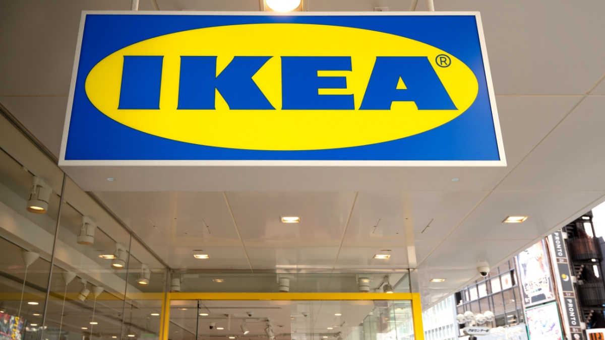 Deze IKEA-kruk van €8 zorgt voor een revolutie in onze woonkamers: het is veel meer dan alleen een meubelstuk, het is een nieuwe trend