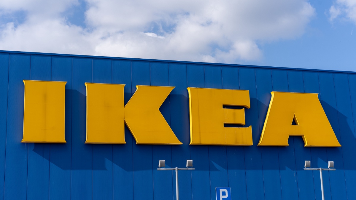 Vaarwel muggenhorren dankzij het IKEA gordijn dat een sensatie is tegen muggen